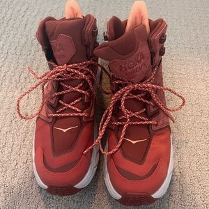 Hoka Anacapa tall hiking boots